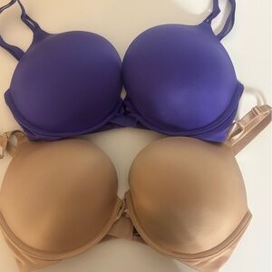 2 Victoria’s Secret bombshell bras size 34D